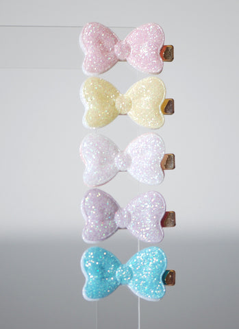 Mini Betti Glitter Pin