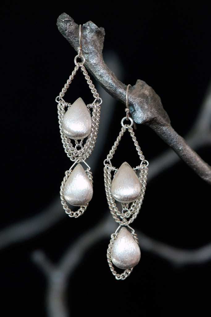 Nevelyn Earring